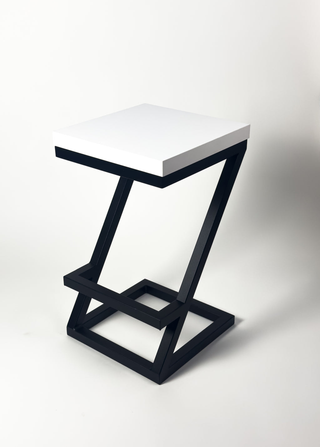 Hoker Simple Frame Low Z Biały